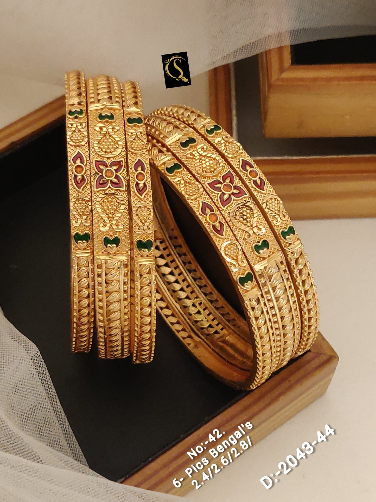Brass High Gold Antique Bangles 020