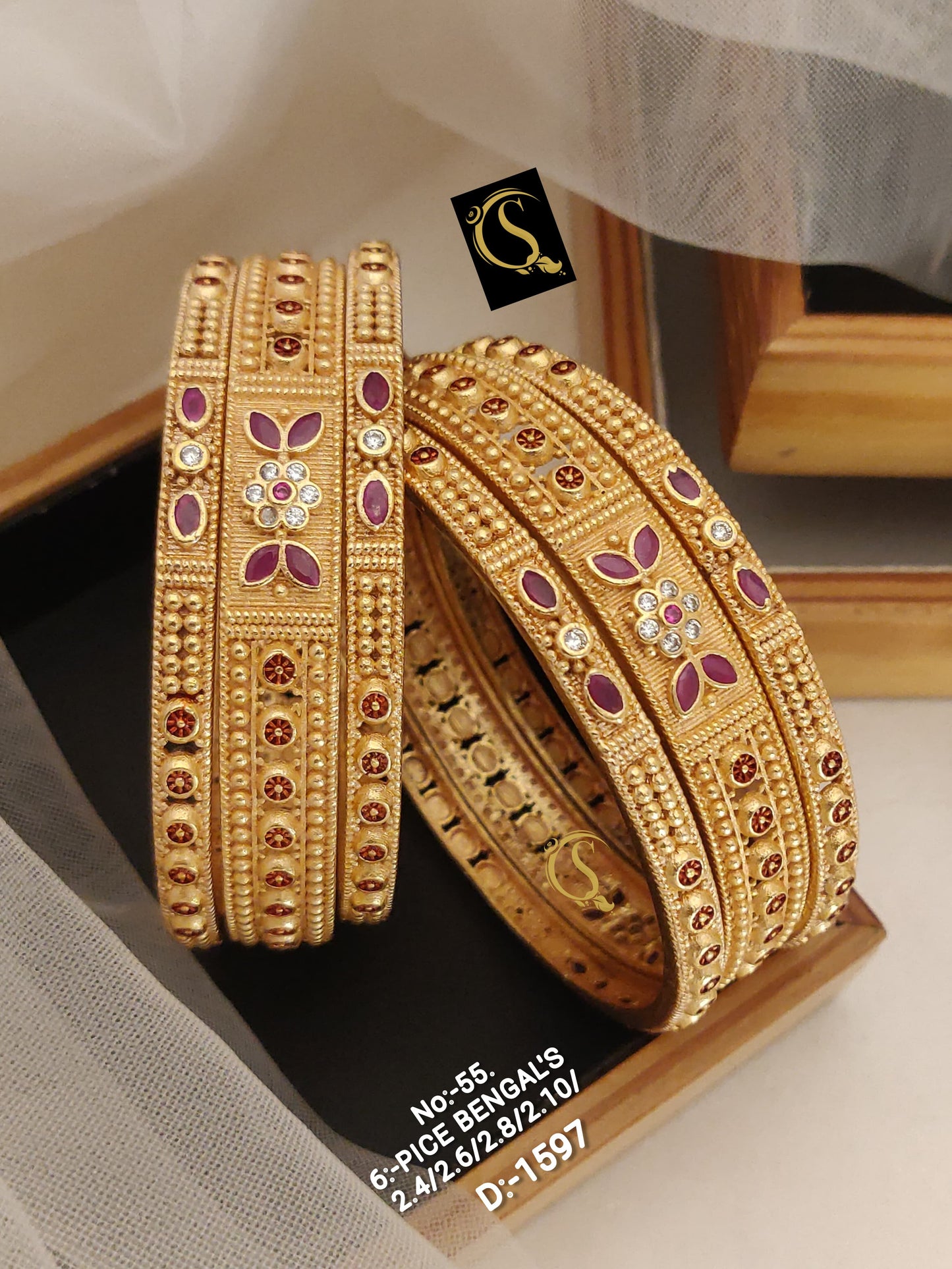 Brass High Gold Antique Bangles 018