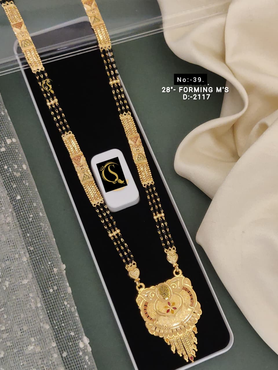 Forming long mangalsutra 018