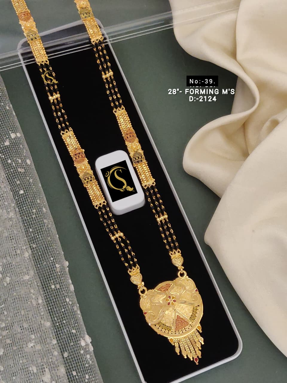 Forming long mangalsutra 020