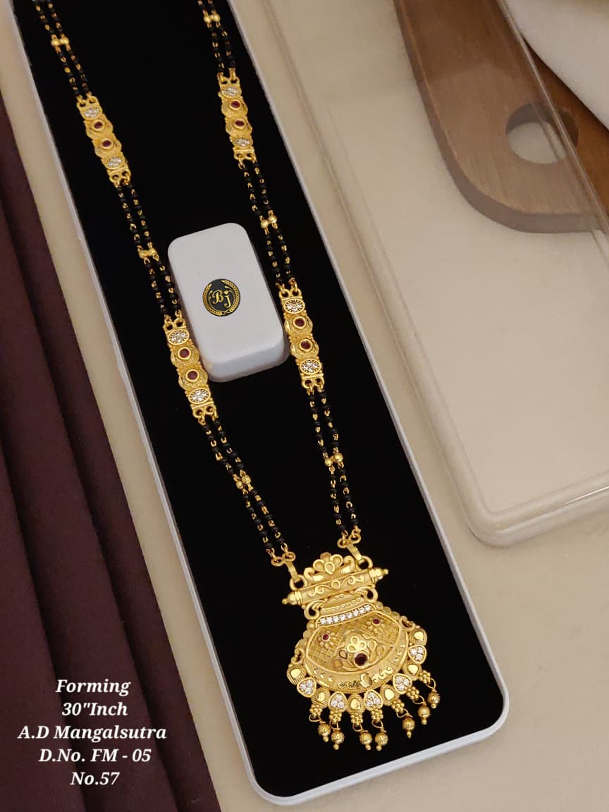 Forming long mangalsutra 015
