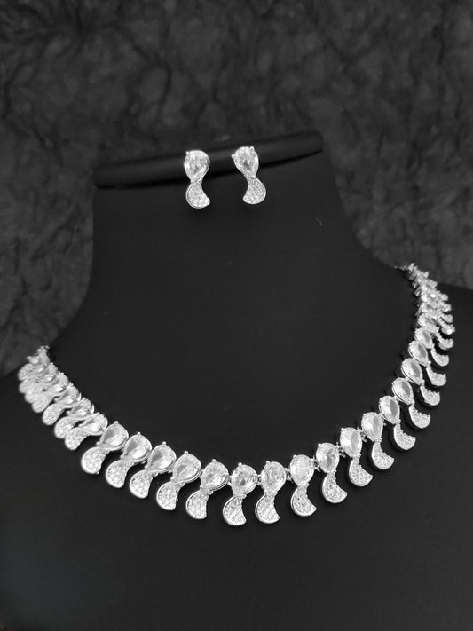 Silver Antique Necklace Set