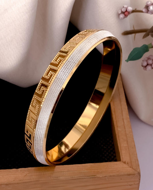 Premium Quality Brass High Gold Men's Kada 05