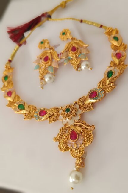 Brass Hight Gold Antique Necklace Set - Queenzart Imitation Jewellery
