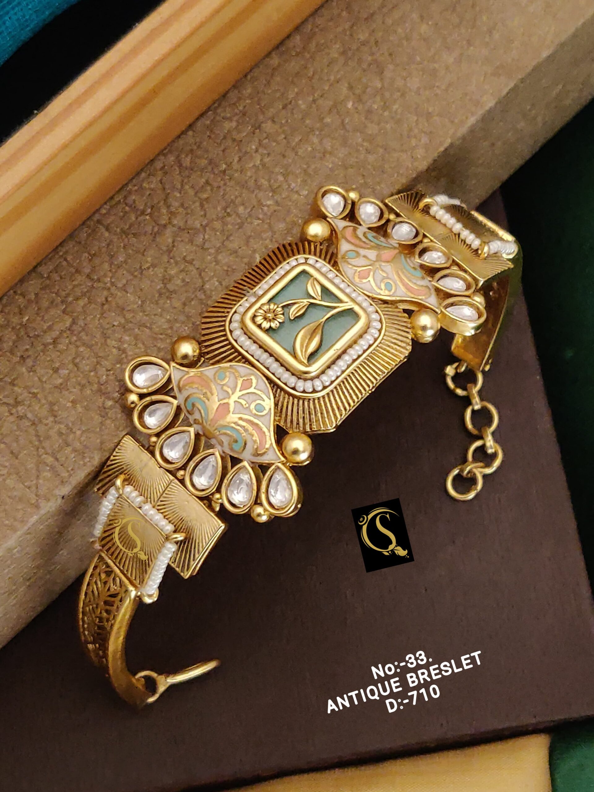 WhatsAppImage2024-09-30at09.21.25 Brass Bracelet For Girls & Woman 01 - Image 1