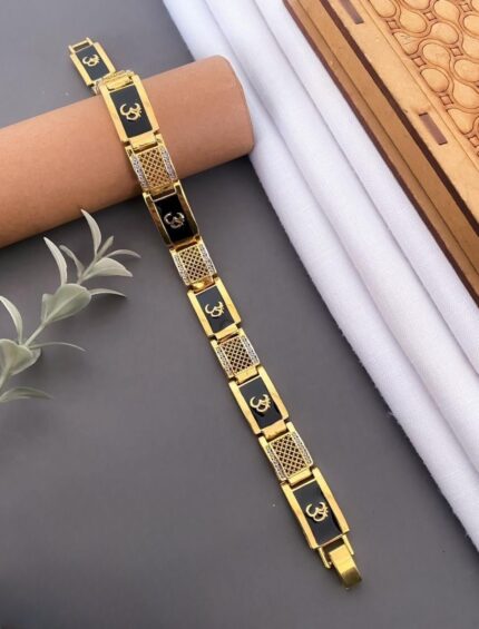 High Quality Gold Plated Bracelet For Men - Queenzart Imitation Jewellery
