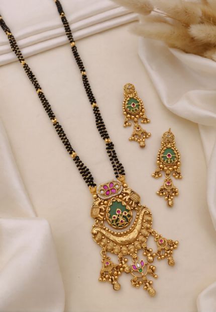 Brass Hight Gold Rajwadi Mangalsutra 0114